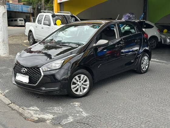 HYUNDAI HB20 1.0 UNIQUE 12V FLEX 4P MANUAL HYUNDAI HB20 1.0 UNIQUE 12V FLEX 4P MANUAL